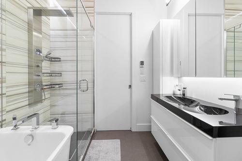 Bathroom - 831 Rue Chancellor, Sherbrooke (Les Nations), QC 