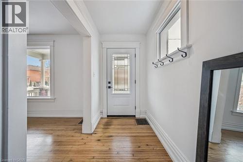 48 Rich Avenue, Cambridge, ON - Indoor Photo Showing Other Room