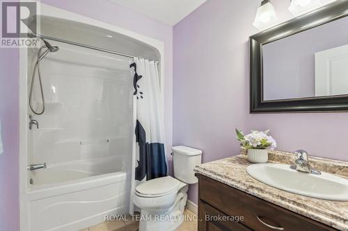 2 Lafayette Street E, Haldimand, ON - Indoor Photo Showing Bathroom