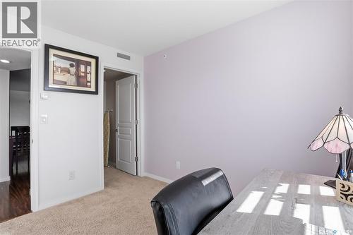 1305 102 Willis Crescent, Saskatoon, SK 