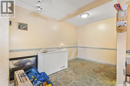 806 12Th Street W, Prince Albert, SK - Indoor Photo Showing Other Room