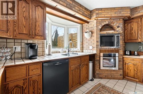 2402 Truesdale Drive, Regina, SK - Indoor Photo Showing Kitchen With Double Sink