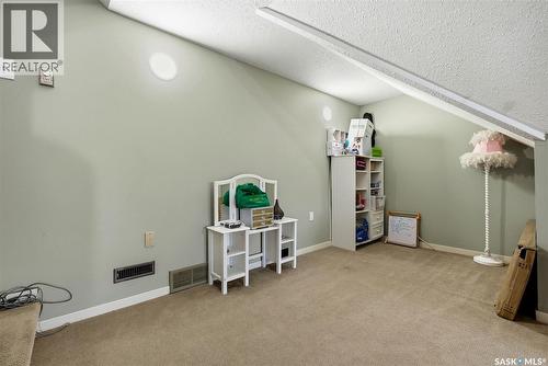 2402 Truesdale Drive, Regina, SK - Indoor