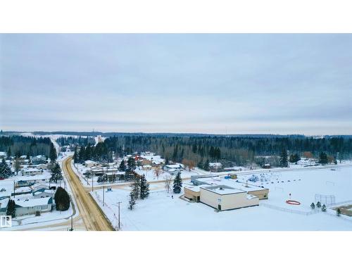 5009 53 Av, Wabamun, AB 