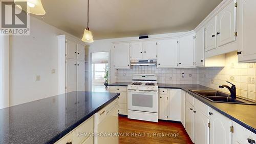 40 Jessie Street, Brockville, ON - Indoor Photo Showing Kitchen With Double Sink