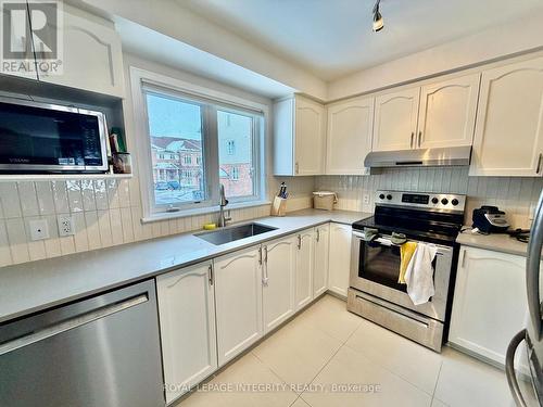 36 - 1512 Walkley Road, Ottawa, ON - Indoor Photo Showing Kitchen