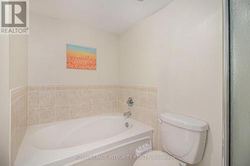36 - 1512 Walkley Road, Ottawa, ON - Indoor Photo Showing Bathroom