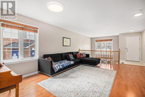 36 - 1512 Walkley Road, Ottawa, ON - Indoor Photo Showing Living Room