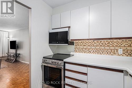 1204 - 475 Laurier Avenue W, Ottawa, ON - Indoor Photo Showing Kitchen