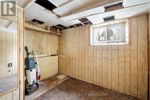 6437 Culp Street, Niagara Falls (Dorchester), ON - Indoor Photo Showing Basement