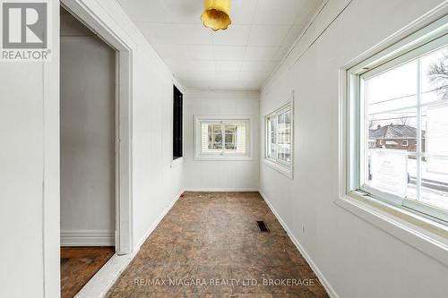 6437 Culp Street, Niagara Falls (Dorchester), ON - Indoor Photo Showing Other Room
