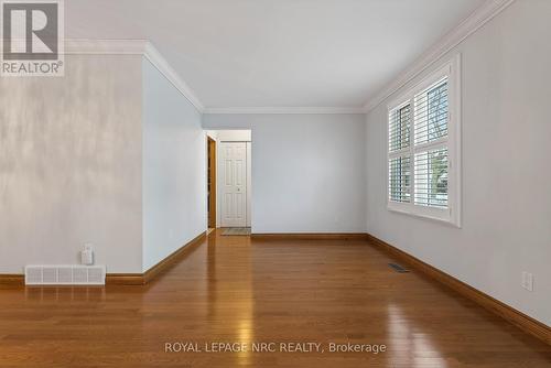 3292 Appleford Avenue, Niagara Falls (Casey), ON - Indoor Photo Showing Other Room
