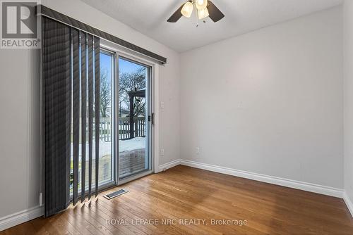 Bedroom 3 - 3292 Appleford Avenue, Niagara Falls (Casey), ON - Indoor Photo Showing Other Room