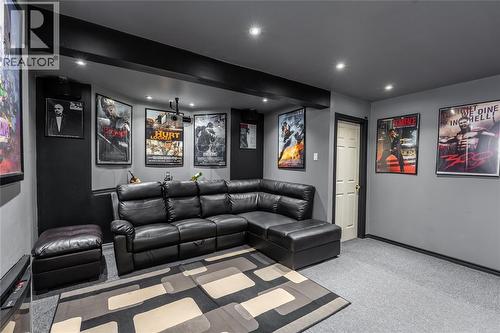 1156 Murphy Road, Sarnia, ON - Indoor