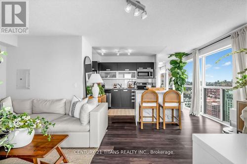 2102 - 100 Western Battery Road N, Toronto, ON - Indoor Photo Showing Living Room