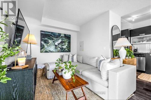2102 - 100 Western Battery Road N, Toronto, ON - Indoor Photo Showing Living Room