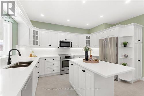 1884 Appleview Road, Pickering, ON - Indoor Photo Showing Kitchen With Stainless Steel Kitchen With Double Sink With Upgraded Kitchen