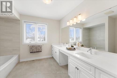 1884 Appleview Road, Pickering, ON - Indoor Photo Showing Bathroom