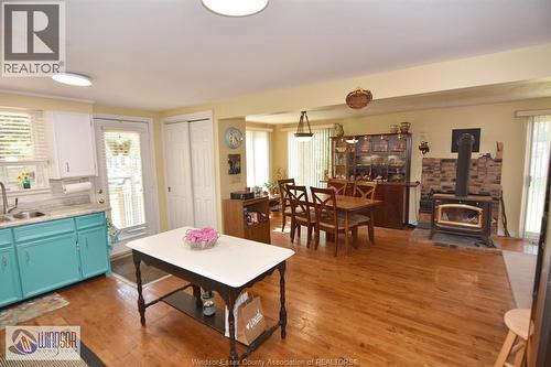 474 County Rd 50 East, Harrow, ON - Indoor With Fireplace