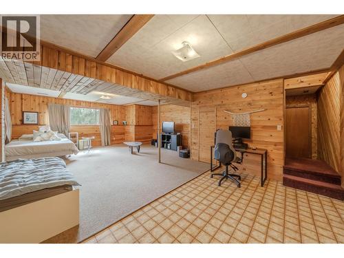 5172 Kallum Drive, 108 Mile Ranch, BC - Indoor