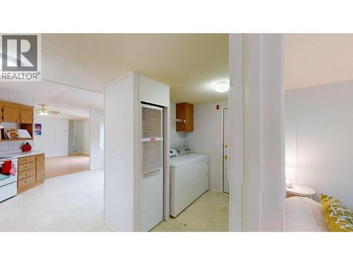 4 3642 Hilborn Road, Quesnel, BC - Indoor Photo Showing Laundry Room