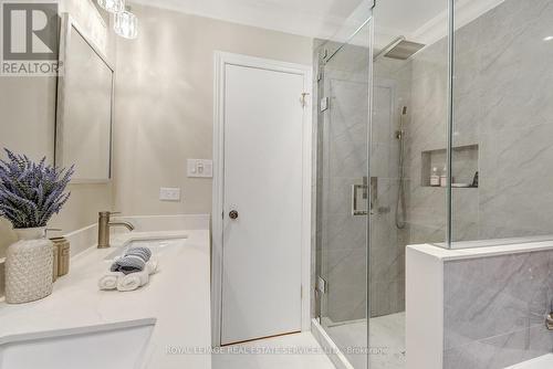 141 Digby Road, Oakville, ON - Indoor Photo Showing Bathroom