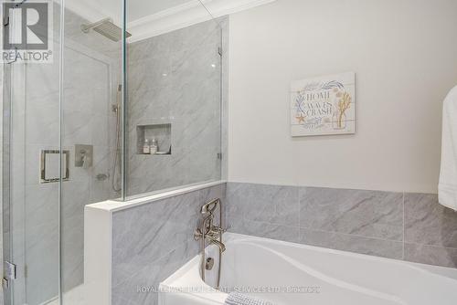 141 Digby Road, Oakville, ON - Indoor Photo Showing Bathroom