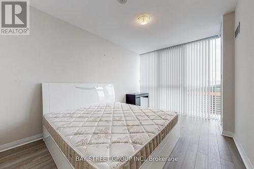 2801 - 75 Eglinton Avenue W, Mississauga, ON - Indoor Photo Showing Bedroom