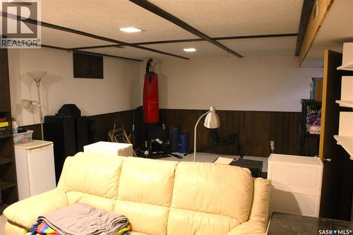 1427 2Nd Street E, Prince Albert, SK - Indoor