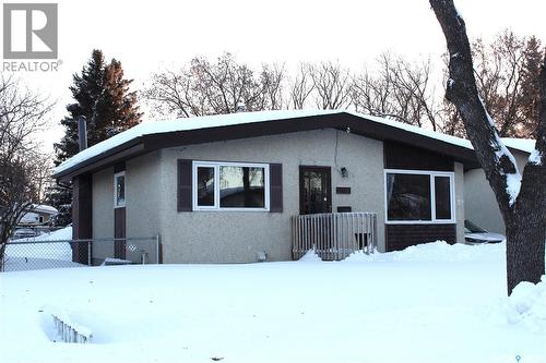 1427 2Nd Street E, Prince Albert, SK - Outdoor