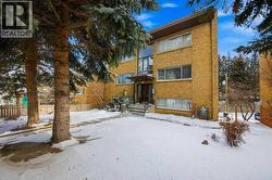 2428 14 Street SW  Calgary, AB T2T 3T6