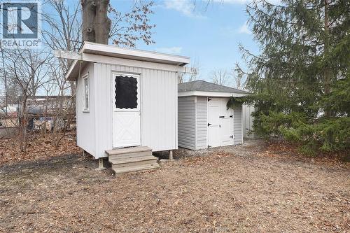 121 Victoria Avenue, Essex, ON - Outdoor