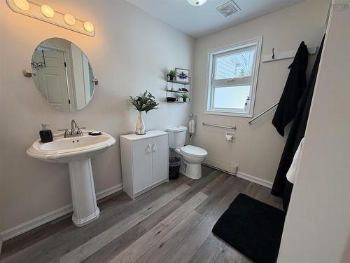 24585 Highway 7, Beaver Harbour, NS 