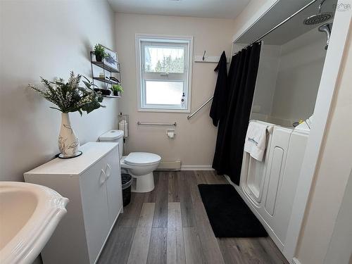 24585 Highway 7, Beaver Harbour, NS 