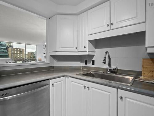 702 1465 Brenton Street, Halifax, NS 