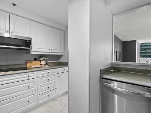 702 1465 Brenton Street, Halifax, NS 