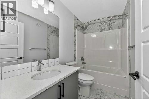 268 Cornerbrook Road Ne, Calgary, AB - Indoor Photo Showing Bathroom