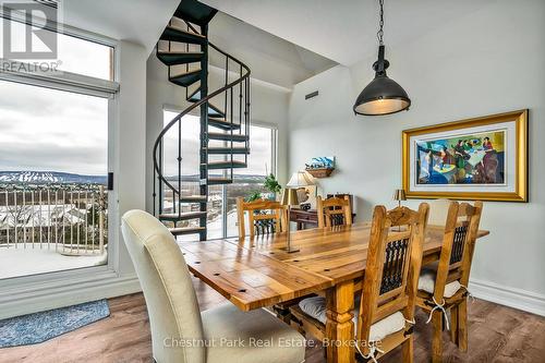 Spacious dining area with views - 1001 - 24 Ramblings Way, Collingwood, ON - Indoor Photo Showing Dining Room