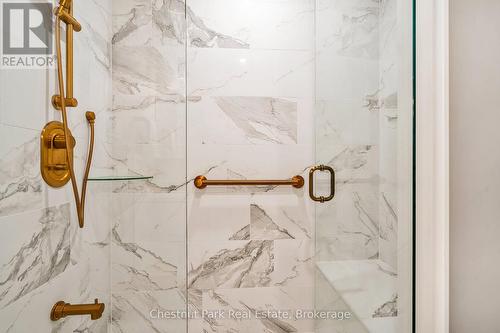 Special touches to the 3 pc bathroom - 1001 - 24 Ramblings Way, Collingwood, ON - Indoor Photo Showing Bathroom