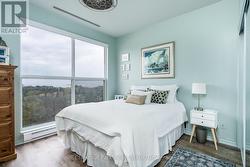 Guest bedroom with views of the Bay and lighthouse - 