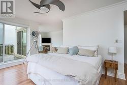 Spacious primary w/walk-in closet & 3 pc ensuite - 