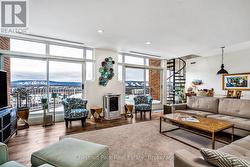 Amazing views and floor to ceiling windows - 