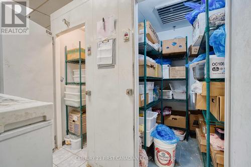 #4C - 611 Wonderland Road N, London North (North N), ON 