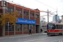 A - 425 QUEEN STREET E Toronto, ON M5A 1T5
