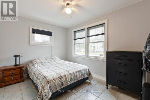 40 St George Street, St. Thomas, ON - Indoor Photo Showing Bedroom