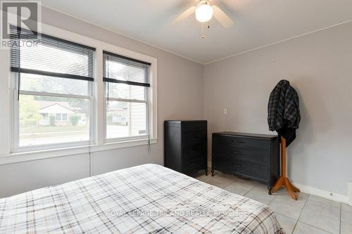 40 St George Street, St. Thomas, ON - Indoor Photo Showing Bedroom