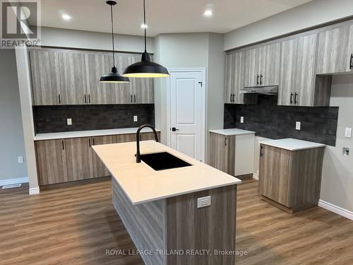 3139A River Street, Brooke-Alvinston (Brooke Alvinston), ON 