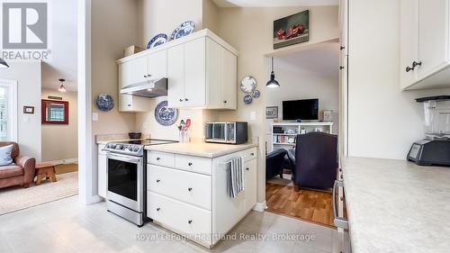 7 Cree Lane, Ashfield-Colborne-Wawanosh (Colborne Twp), ON - Indoor Photo Showing Kitchen