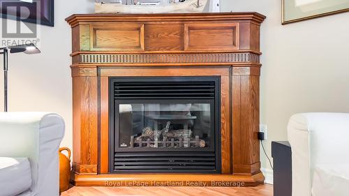 7 Cree Lane, Ashfield-Colborne-Wawanosh (Colborne Twp), ON - Indoor Photo Showing Living Room With Fireplace