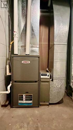 1069 7Th Avenue, Hanover, ON 